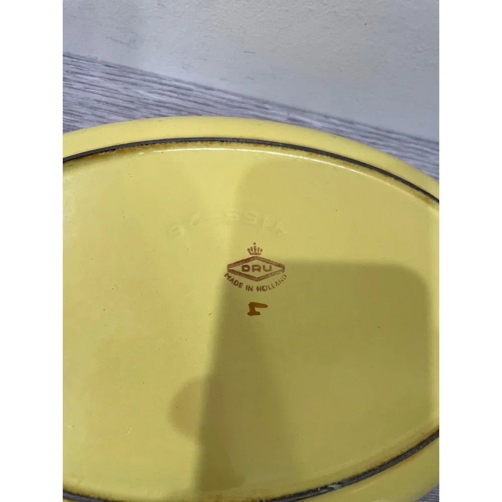 DRU Holland Yellow Enamel Cast Iron Oval Au Gratin Baking Dish 415526 Tulip